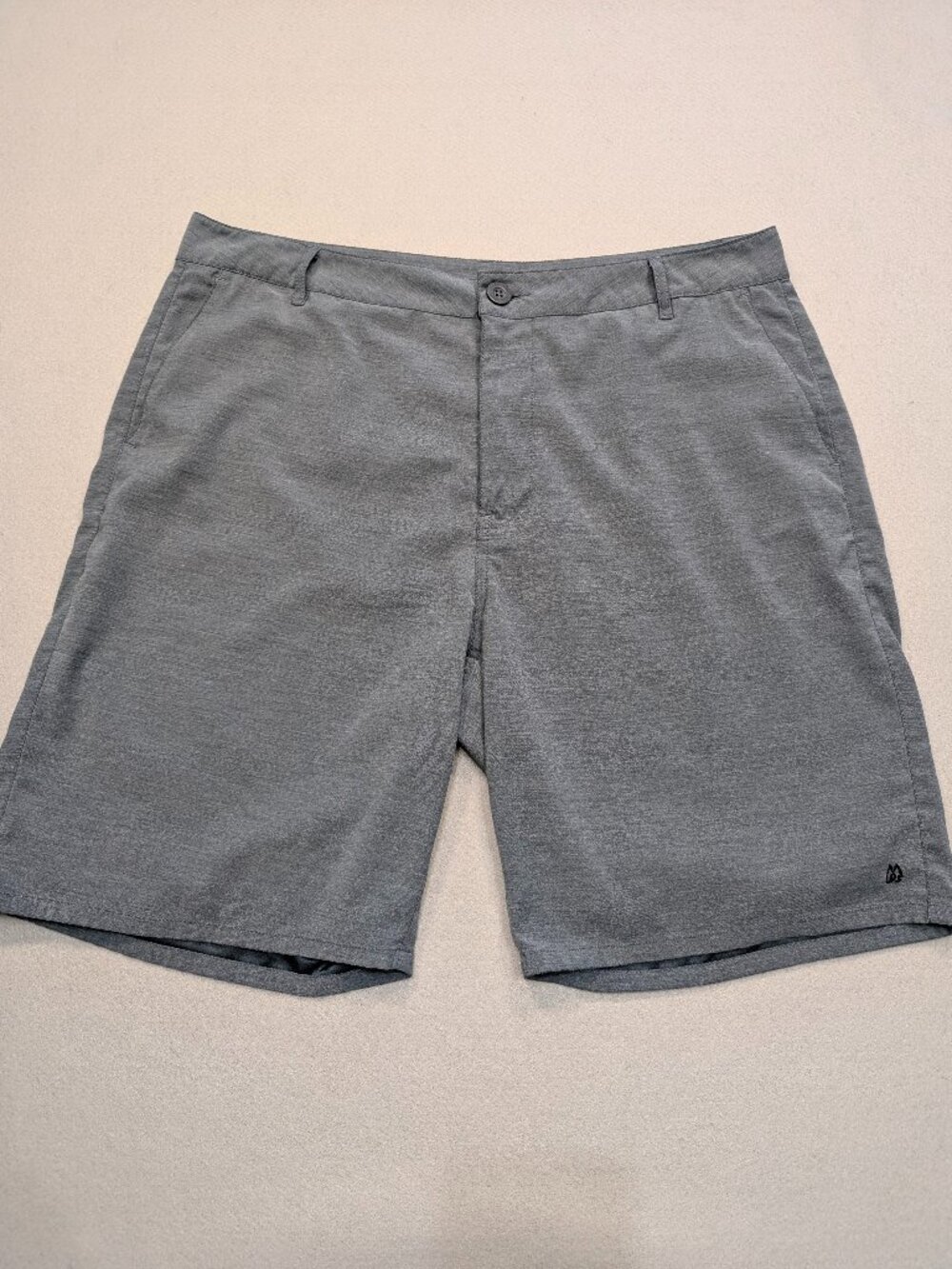 Free World Gray Stretch Hybrid Golf Shorts Size 34